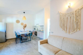 5min dalla Spiaggia La Cinta - Villetta Elegante a San Teodoro San Teodoro